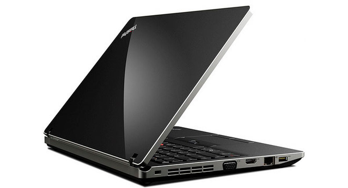 Lenovo ThinkPad Edge E430 (i3 2330M / 4 GB / 500 GB) | SoloTodo